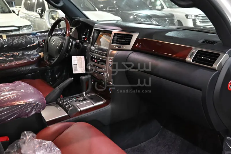 2015 Lexus LX 570 S