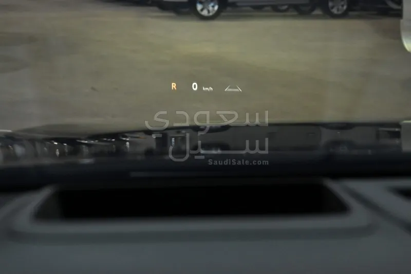 2023 تويوتا كراون ماجيستا