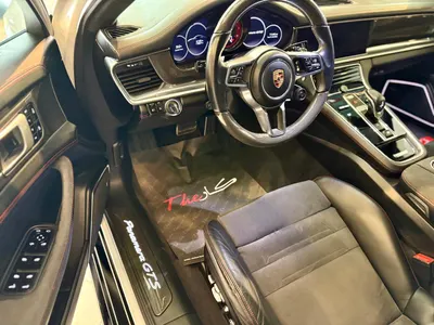 2020 Porsche Panamera GTS