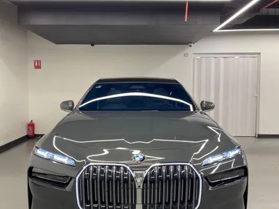 2023 BMW 7 Series 735i
