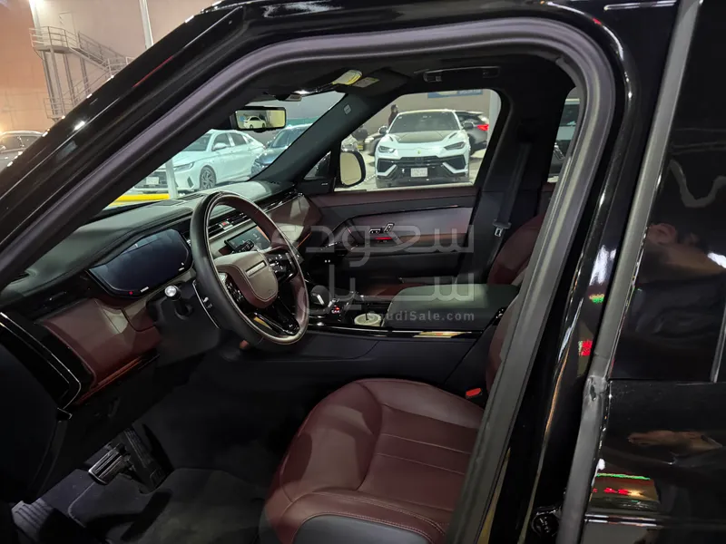 2025 Land Rover Range Rover Sport DYNAMIC SE