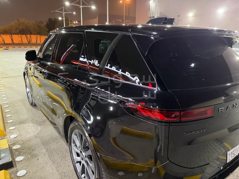 2025 Land Rover Range Rover Sport DYNAMIC SE