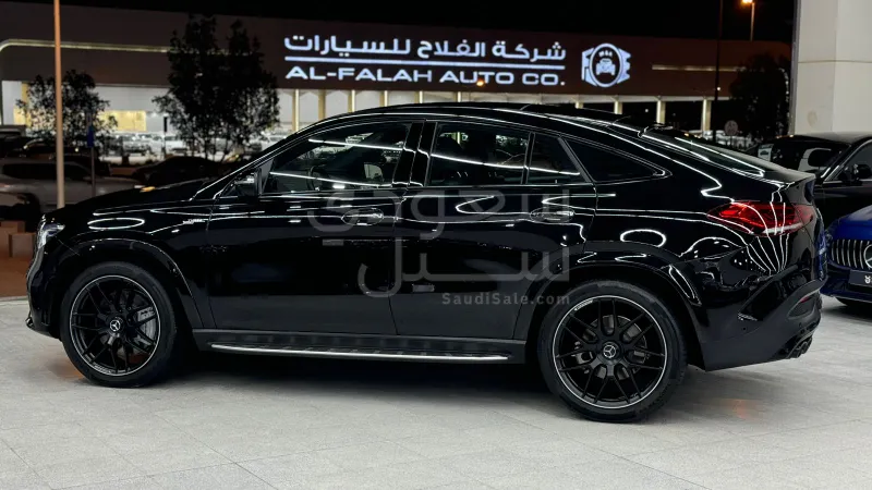 2021 مرسيدس - بنز جي إل إي 53 أي إم جي