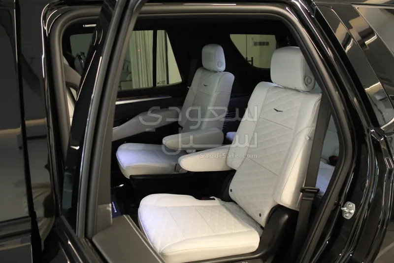 2025 Cadillac Escalade Sport