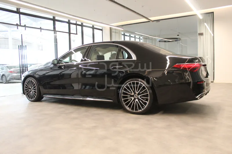 2025 Mercedes-Benz S 580
