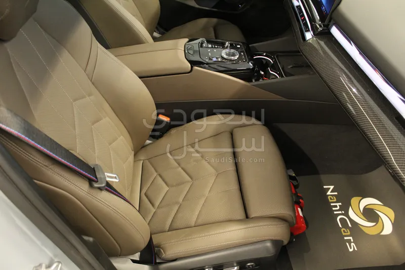 2026 BMW 5 Series 520i