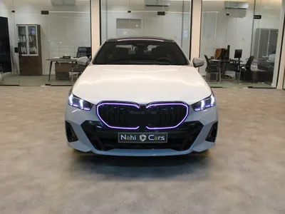 2026 BMW 5 Series 520i