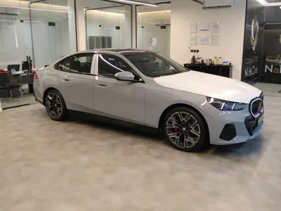 2026 BMW 5 Series 520i
