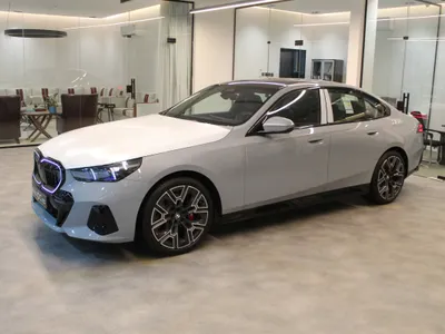 2026 BMW 5 Series 520i