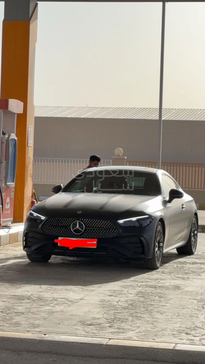 2024 مرسيدس - بنز سي إل إي 200