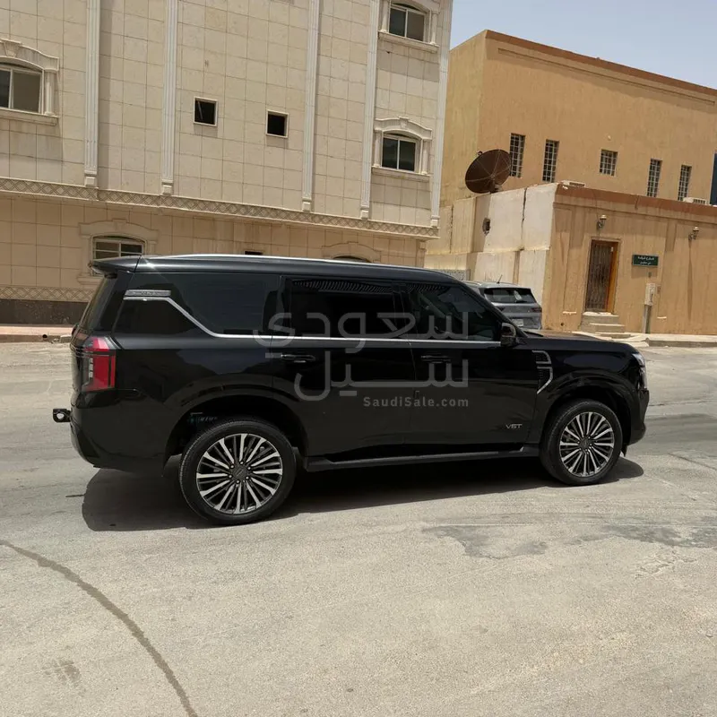 2025 نيسان باترول بلاتينيوم