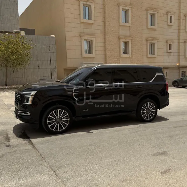 2025 نيسان باترول بلاتينيوم