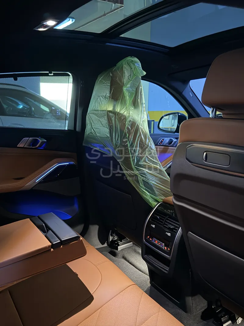 2024 بي ام دبليو الفئة اكس 6