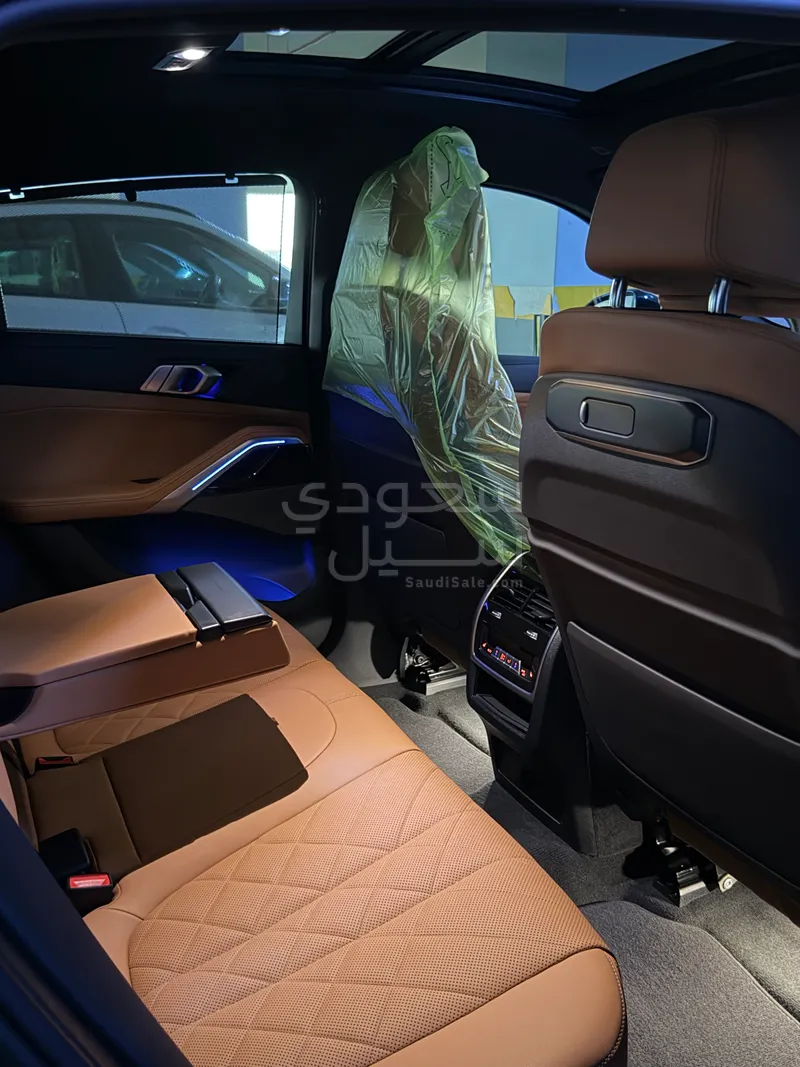 2024 بي ام دبليو الفئة اكس 6