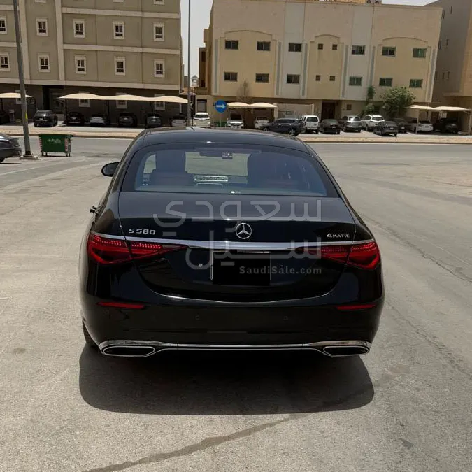2021 مرسيدس - بنز إس 580