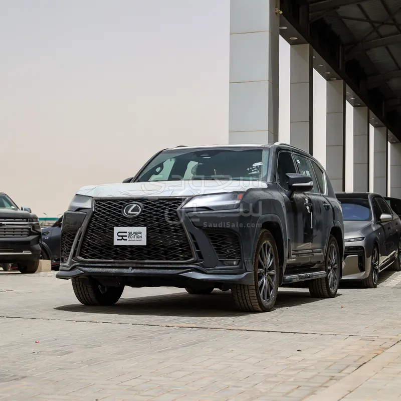 2025 Lexus LX 600 F