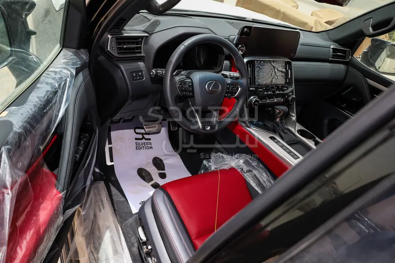 2025 Lexus LX 600 F