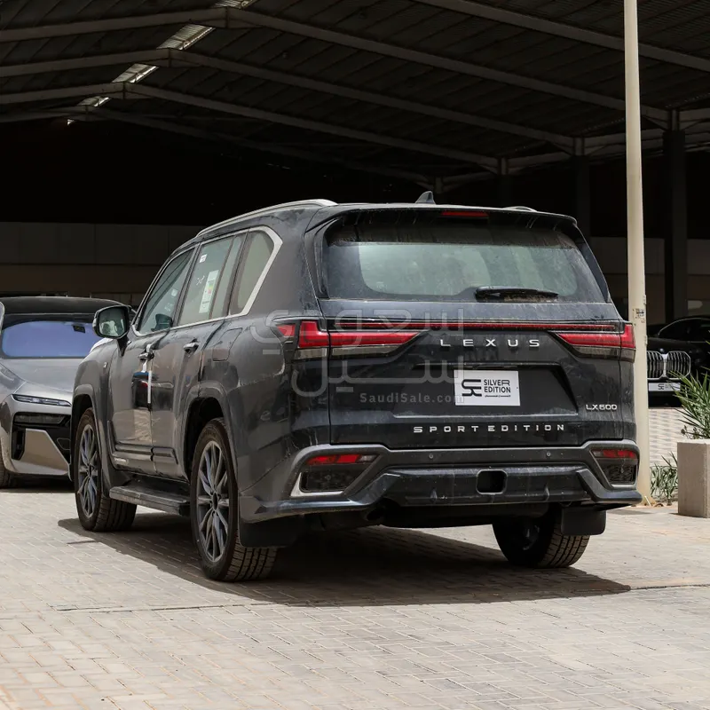 2025 Lexus LX 600 F