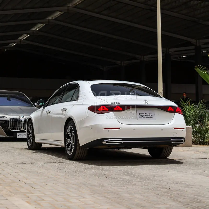 2024 Mercedes-Benz E 200