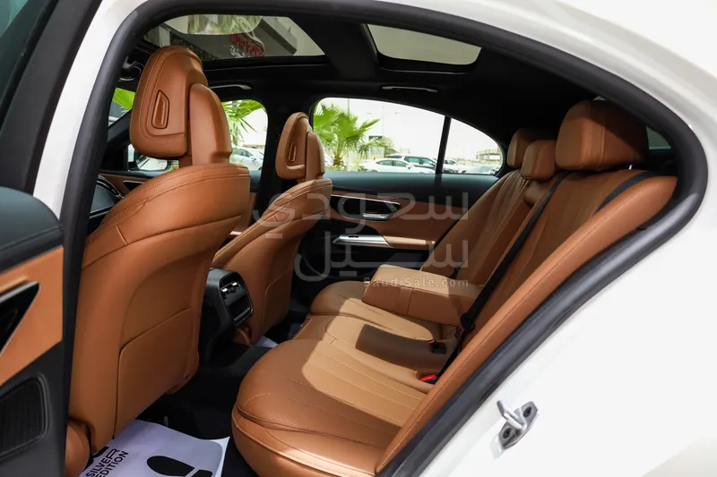 2024 Mercedes-Benz E 200