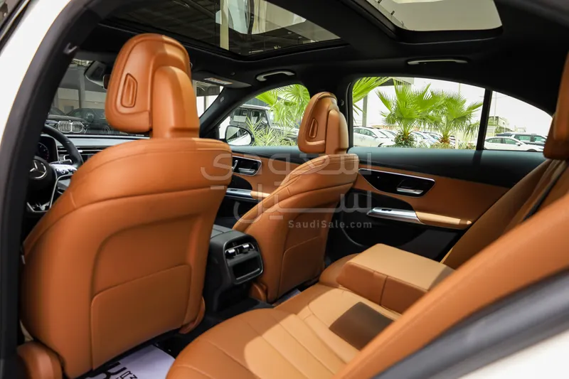 2024 Mercedes-Benz E 200