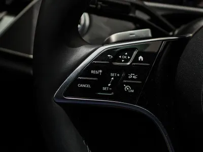 2024 Mercedes-Benz E 200