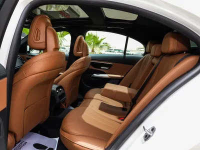 2024 Mercedes-Benz E 200