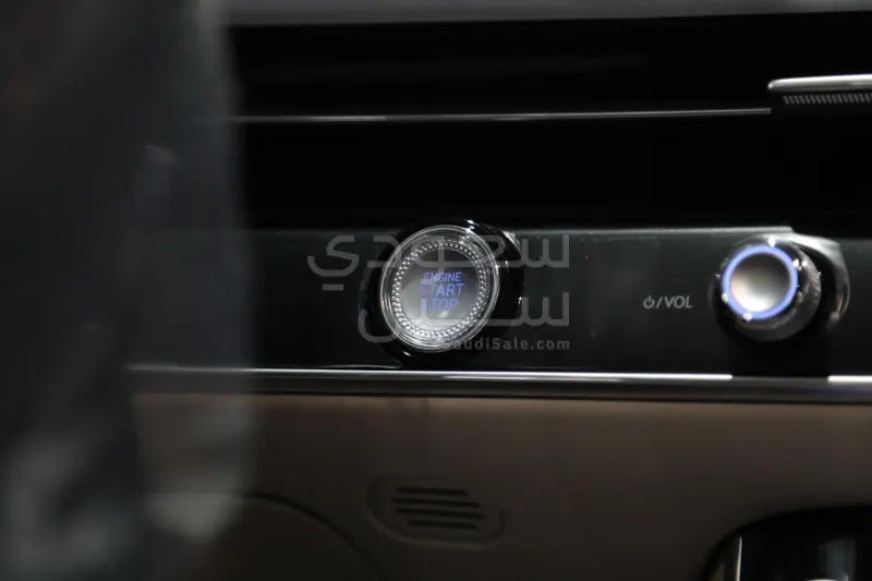 2026 Genesis GV 70