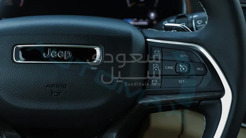 2025 Jeep Grand Cherokee Limited blus