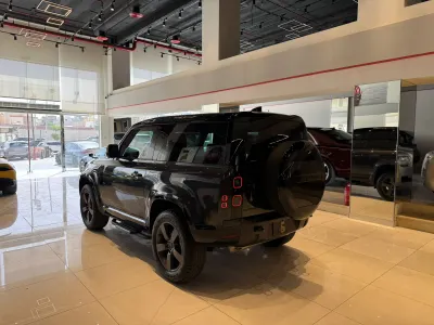 2026 Land Rover Defender 90 X DYNAMIC