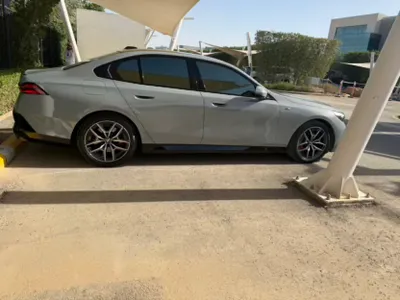 2024 بي ام دبليو الفئة الخامسة 520 أي