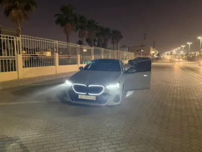 2024 بي ام دبليو الفئة الخامسة 520 أي