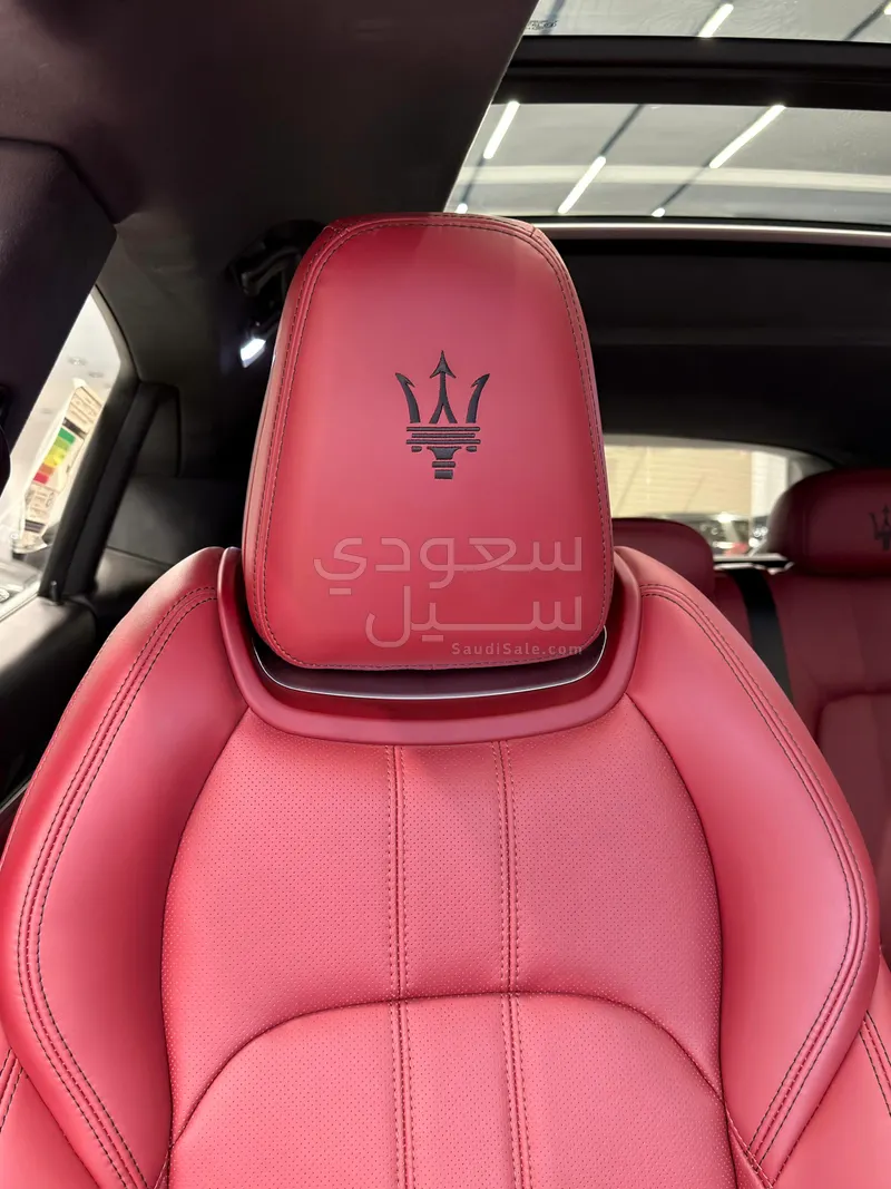 2022 مازيراتي ليفانتي مودينا اس