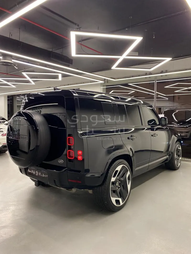 2022 Land Rover Defender 110