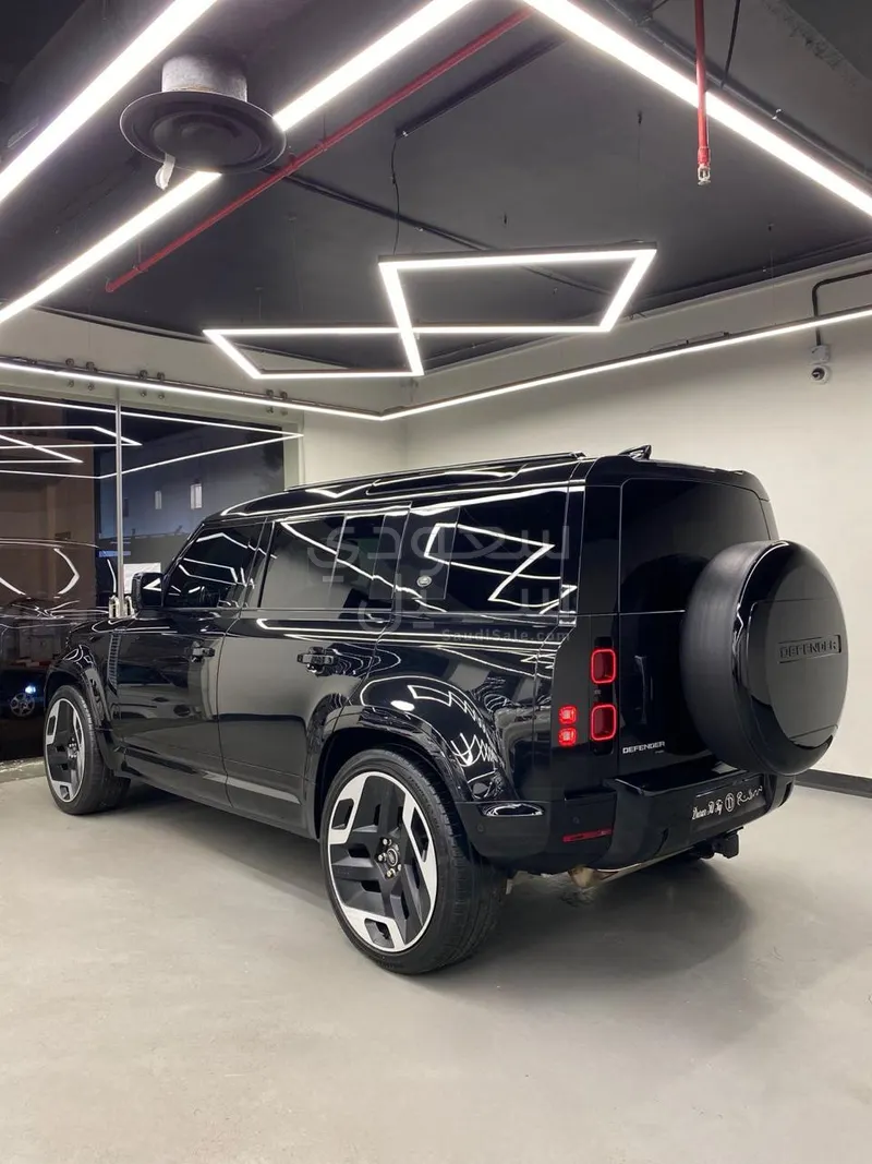 2022 Land Rover Defender 110