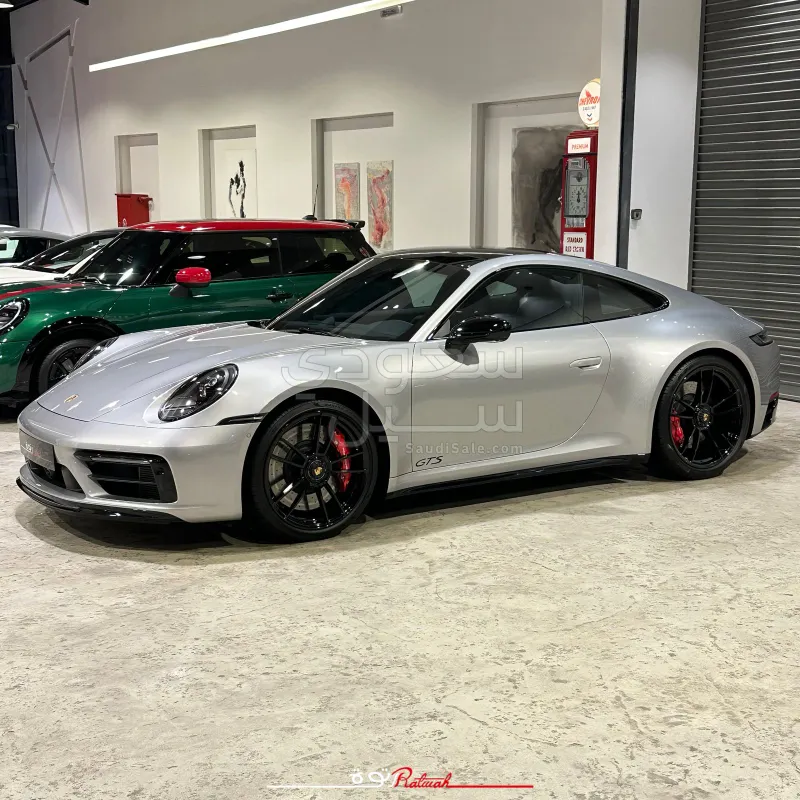 2024 بورش 911 كاريرا 4 جي تي اس