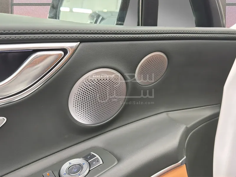 2026 Genesis GV 80