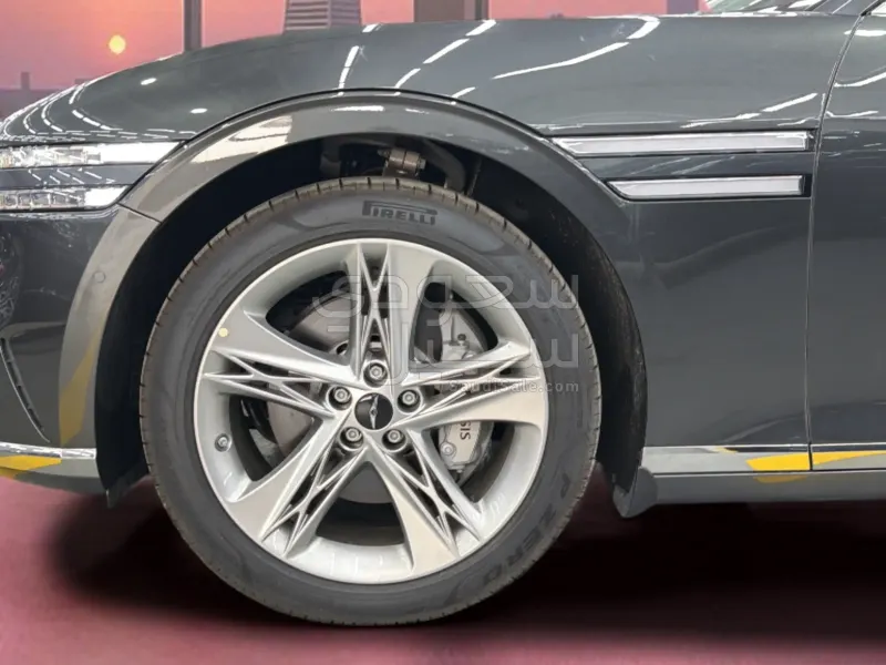2026 Genesis G 90