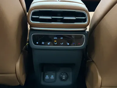 2026 Genesis GV 80