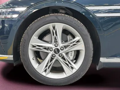 2026 Genesis G 90