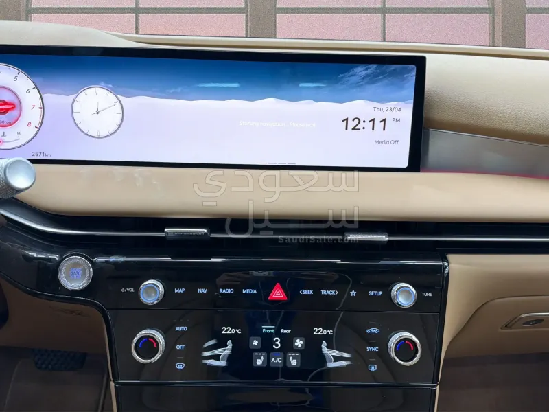 2026 Genesis G 80