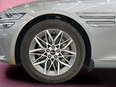 2026 Genesis G 80