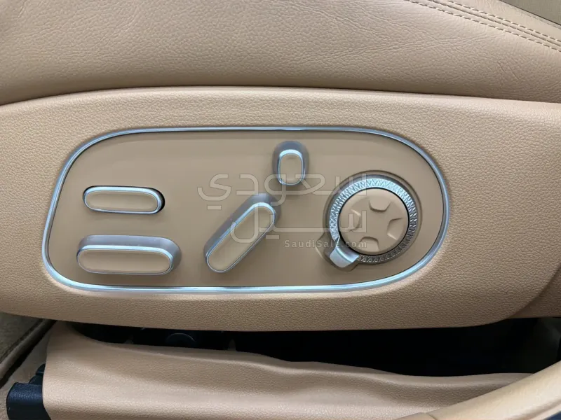 2026 Genesis G 90