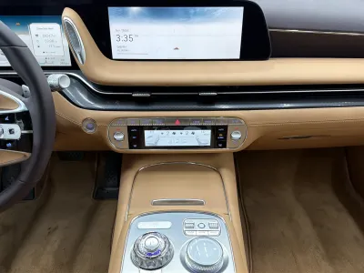 2026 Genesis G 90