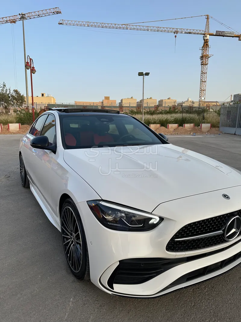 2024 مرسيدس - بنز سي 300 أي إم جي