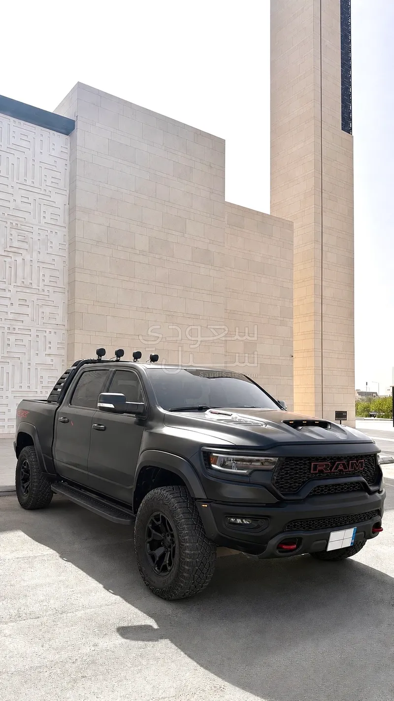 2022 دودج رام تي ار اكس