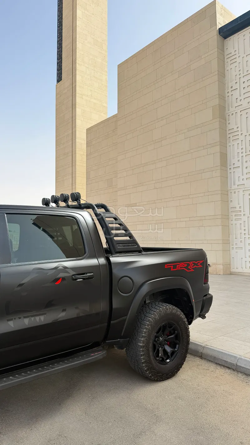 2022 دودج رام تي ار اكس