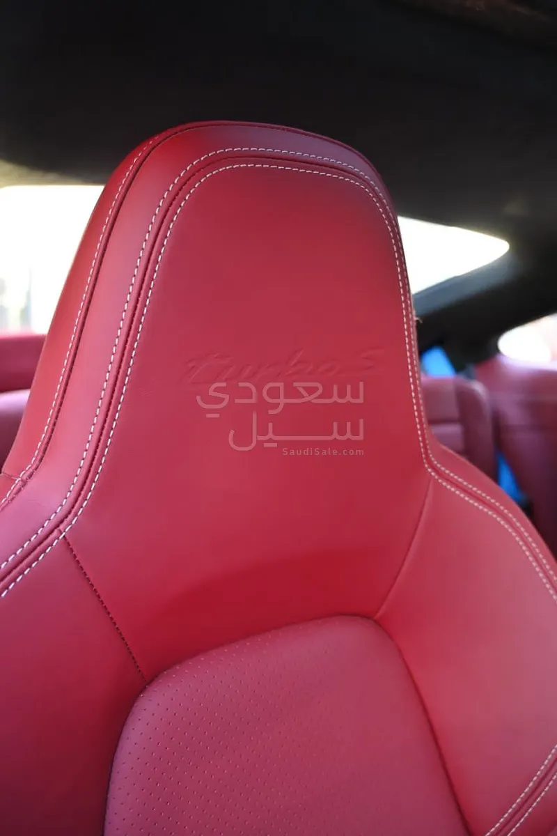 2023 بورش 911 كاريرا توربو اس