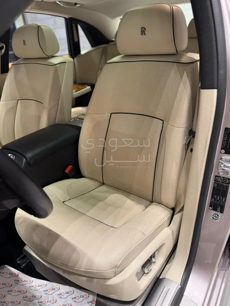 2013 رولز رويس قوست