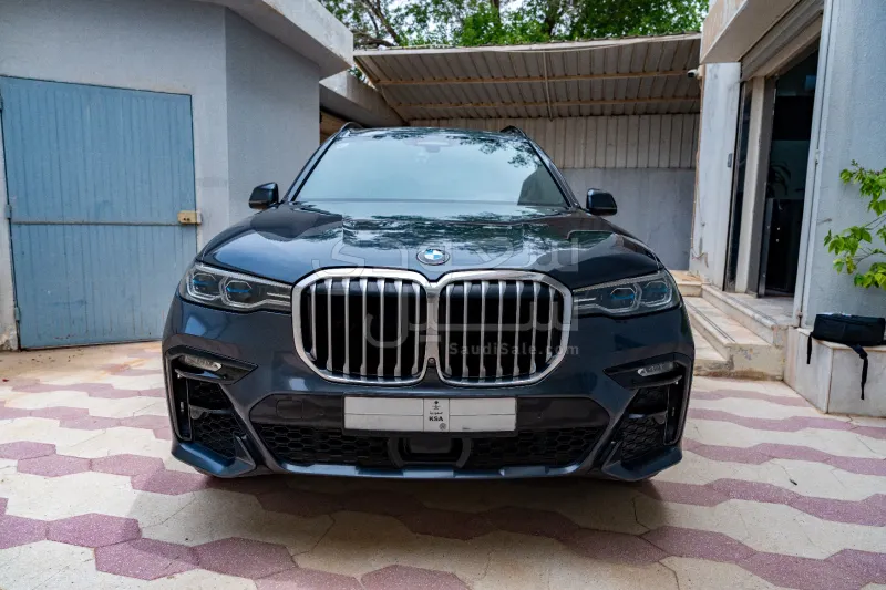 2019 BMW X Series 7 M kit